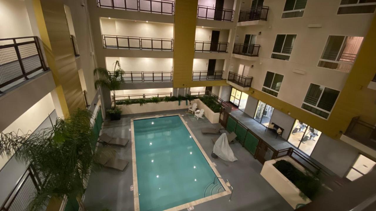 Gorgeous Apt With Parking In Ktown La Лос-Анджелес Экстерьер фото